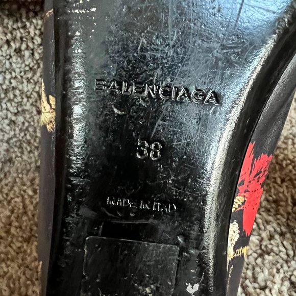 Balenciaga Women's Black Floral Leather Ballet Flats - Picture 10 of 12